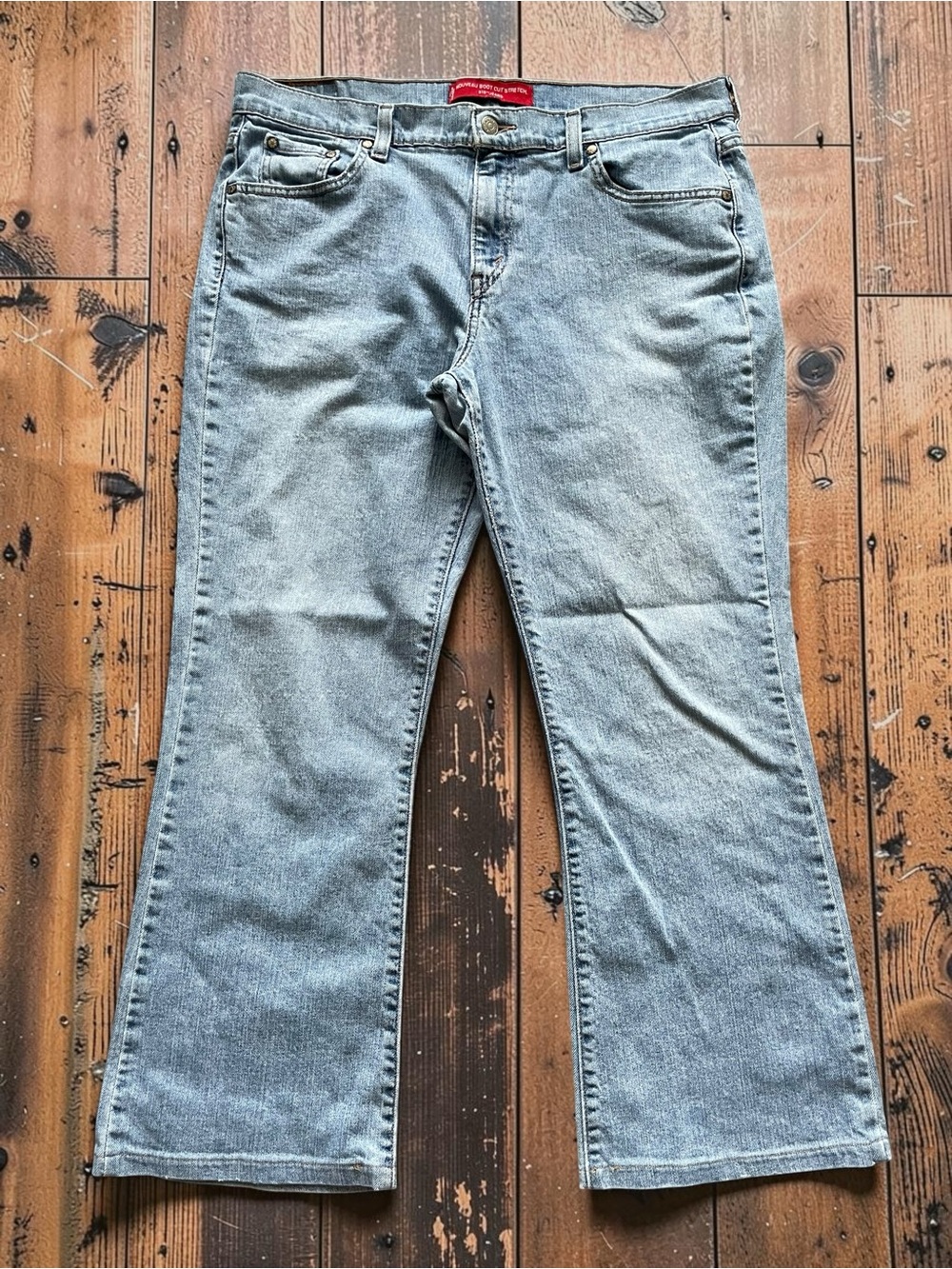 Levi's 515 Women's Nouveau Bootcut Light Wash Blue Jeans Size 14 M